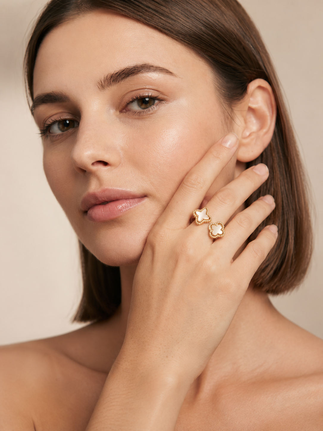 Ivory Clover Ring